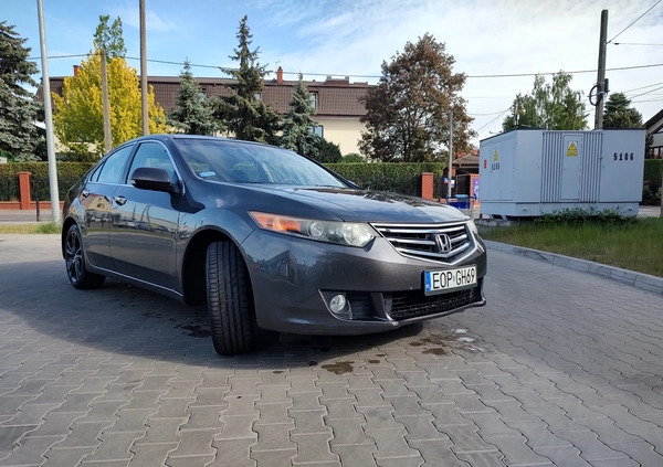 Honda Accord cena 35700 przebieg: 172642, rok produkcji 2010 z Opoczno małe 191